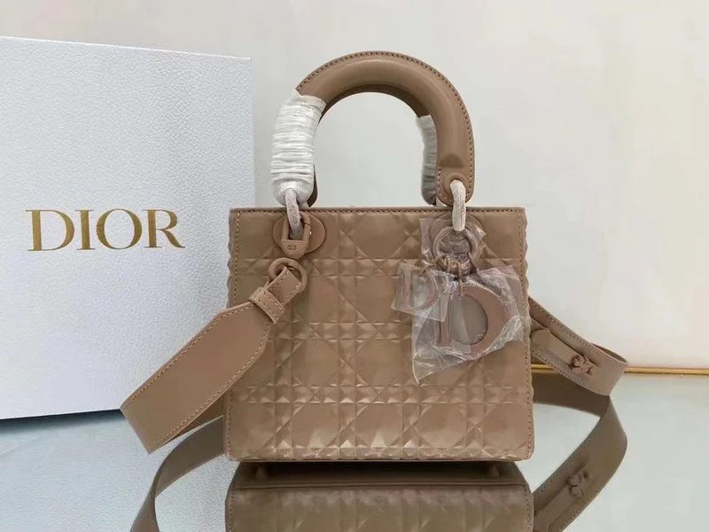 Minimalist Bags For Clean And Modern Aesthetics Zynteeqs - Latest - 6495 Shoulder Bags, Best Deals Today Minimalist Bags For Clean And Modern Aesthetics Zynteeqs - Latest - 6495 Shoulder Bags, Best Deals Today