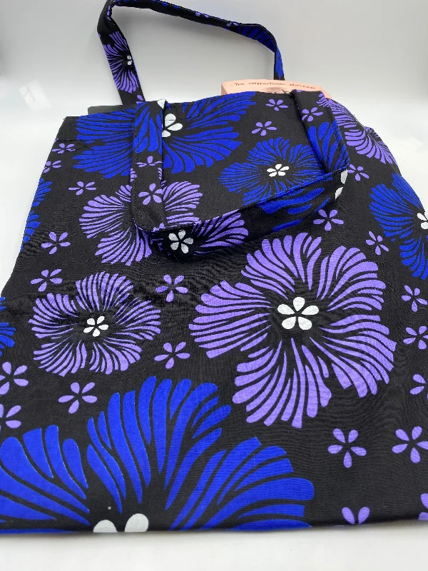 Huge Markdowns Kemi Purple and Blue Ankara Tote Bag | African Print Fashionable Crossbody Bags At Special Offers Huge Markdowns Kemi Purple and Blue Ankara Tote Bag | African Print Fashionable Crossbody Bags At Special Offers