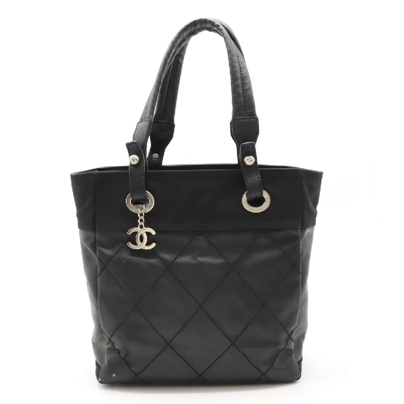 Holiday Gift Bags For Christmas Chanel Paris Biarritz Tote PM A34208 Trendy And Timeless Handbags Now On Sale Holiday Gift Bags For Christmas Chanel Paris Biarritz Tote PM A34208 Trendy And Timeless Handbags Now On Sale