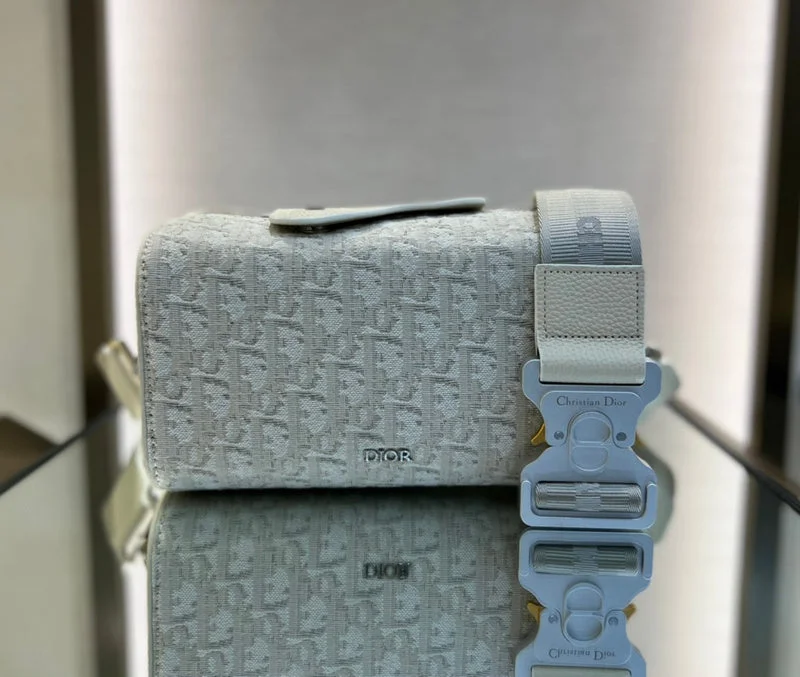 Latest Trends Zynteeqs - Latest - 6537 Stylish Bags, Unbeatable Prices