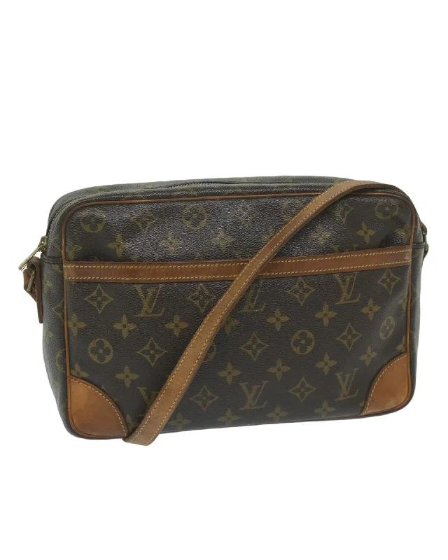 Cyber Monday Discounts On Bags Monogram Canvas Shoulder Bag Statement Bags At Unbelievable Discounts – Shop Today Cyber Monday Discounts On Bags Monogram Canvas Shoulder Bag Statement Bags At Unbelievable Discounts – Shop Today