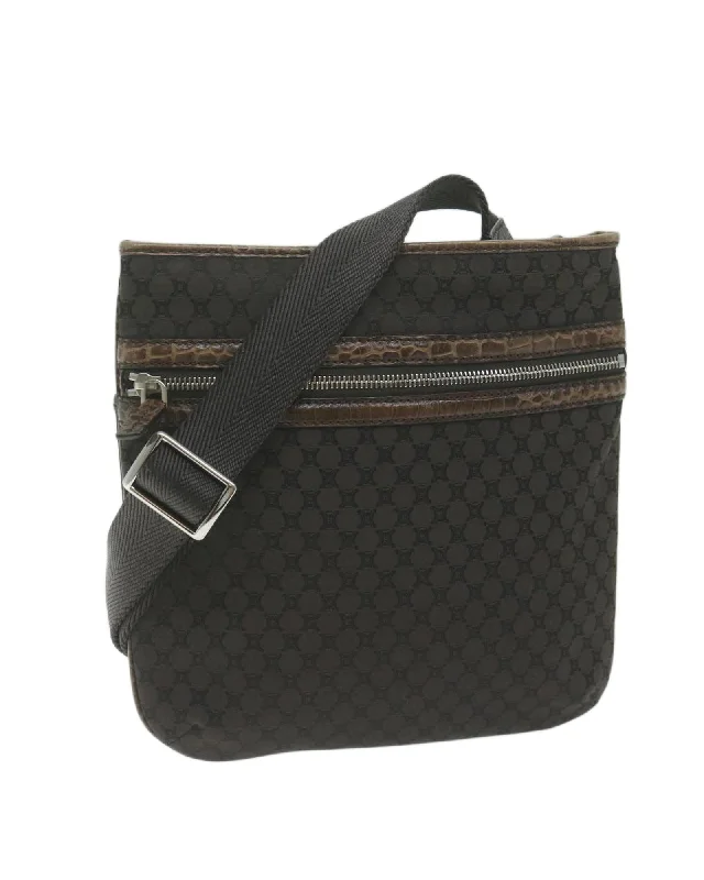 Luxury Fashion Brown Canvas Shoulder Bag with Adjustable Strap Final Call – Shop Stylish Bags Before They're Gone Luxury Fashion Brown Canvas Shoulder Bag with Adjustable Strap Final Call – Shop Stylish Bags Before They're Gone