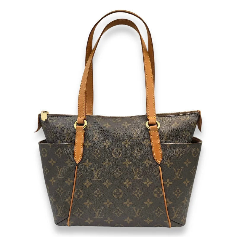 Special Offers, Don't Miss Totally PM Brown Shoulder Bag in Canvas, Gold hardware Everyday Handbags At Wallet-Friendly Rates Special Offers, Don't Miss Totally PM Brown Shoulder Bag in Canvas, Gold hardware Everyday Handbags At Wallet-Friendly Rates