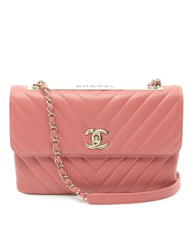 High-Quality Bags On Flash Sale Chevron Lambskin Quilted Trendy CC Flap Shoulder Bag with Chain Strap Must-Have Bags At Irresistible Discounts High-Quality Bags On Flash Sale Chevron Lambskin Quilted Trendy CC Flap Shoulder Bag with Chain Strap Must-Have Bags At Irresistible Discounts