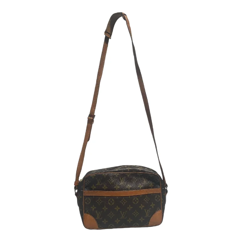 LOUIS VUITTON/Cross Body Bag/Monogram/Leather/CML/Shoulder Grip Stylish Handbags With Exclusive Online Discounts LOUIS VUITTON/Cross Body Bag/Monogram/Leather/CML/Shoulder Grip Stylish Handbags With Exclusive Online Discounts