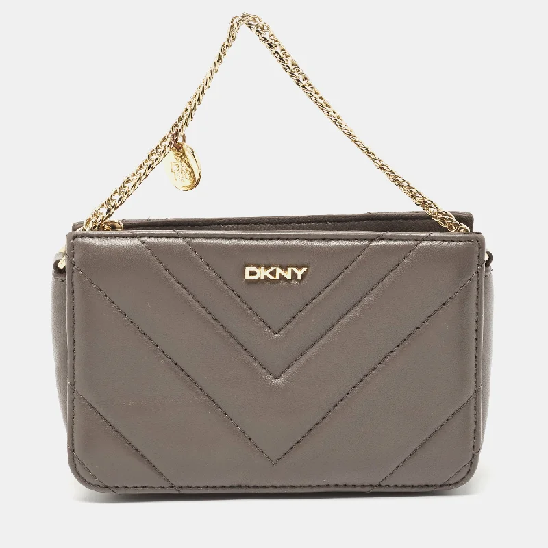 Dkny Leather Chevron Chain Clutch Flash Sale On Elegant Bags – Limited Stock Available Dkny Leather Chevron Chain Clutch Flash Sale On Elegant Bags – Limited Stock Available