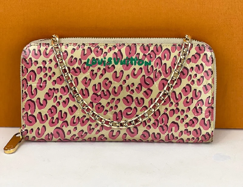 Louis Vuitton Wallet Zippy Stephan Sprouse Vernis Leopard W/Added Chain Crossbody Pre owned Stylish Handbags At Unbeatable Discounts Louis Vuitton Wallet Zippy Stephan Sprouse Vernis Leopard W/Added Chain Crossbody Pre owned Stylish Handbags At Unbeatable Discounts