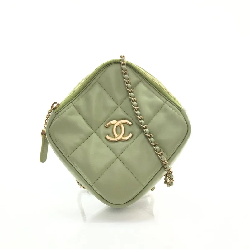 Chanel 20A Seasonal Diamond Crossbody Green Lambskin Fashion Bags With Huge Discounts Chanel 20A Seasonal Diamond Crossbody Green Lambskin Fashion Bags With Huge Discounts
