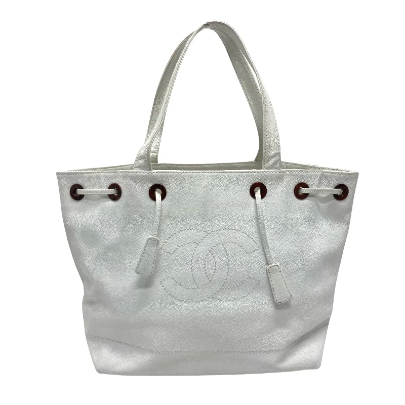 Chanel Logo Cc Leather Tote Bag (Pre-Owned) Elegant Bags With Limited Stock Available Chanel Logo Cc Leather Tote Bag (Pre-Owned) Elegant Bags With Limited Stock Available