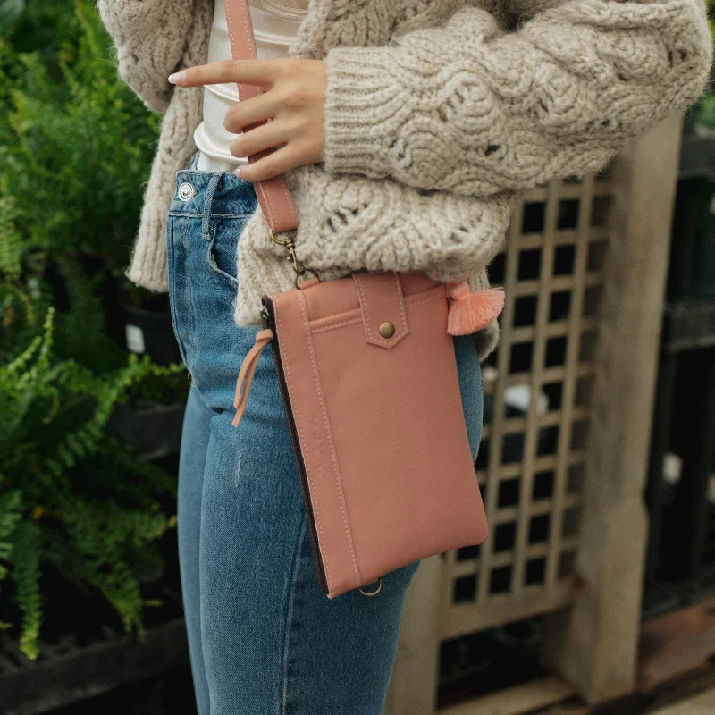 EVERYTHING CLUTCH WITH 3 D-RINGS - FULL LEATHER COLLECTION - ROSEWOOD Everyday Bags, Budget-Friendly