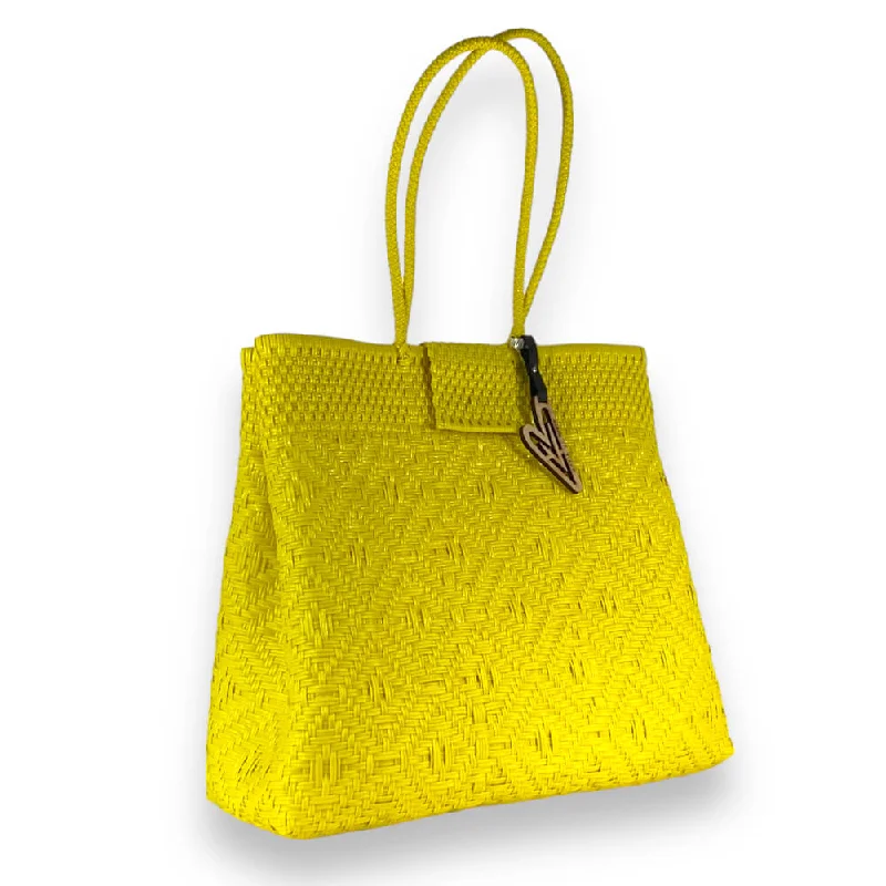Maria Victoria | Girasol | Upcycled, Handwoven, Multicolor Shoulder Tote Huge Handbag Markdowns – Update Your Collection Now Maria Victoria | Girasol | Upcycled, Handwoven, Multicolor Shoulder Tote Huge Handbag Markdowns – Update Your Collection Now