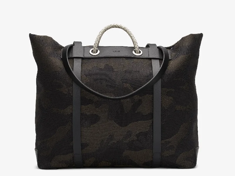 Seaside - Into the Deep/Black Limited-Stock Bag Clearance – Grab Your Favorite Now