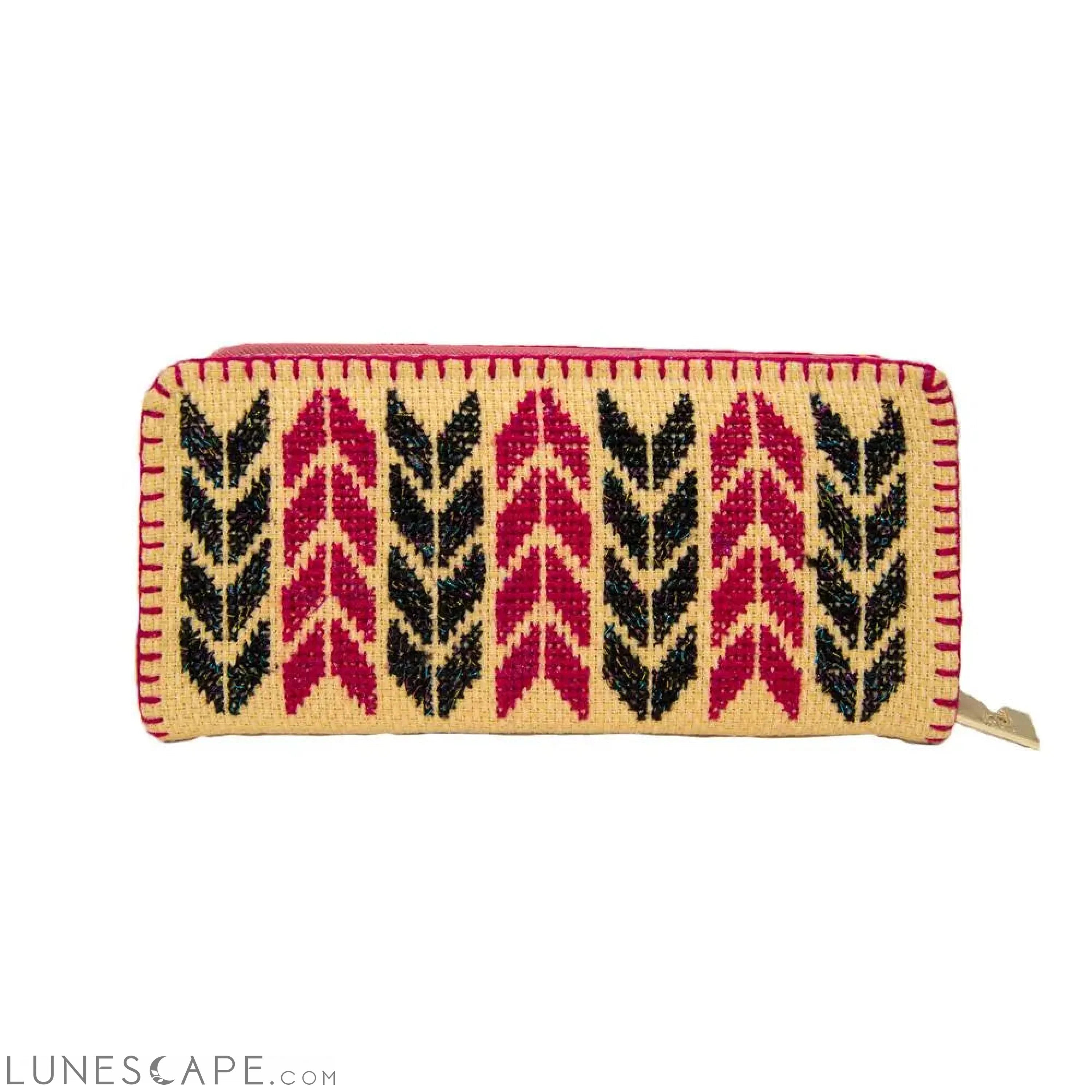Handcrafted Embroidered Wallet Carry Elegance For Less – Best Bag Deals Here