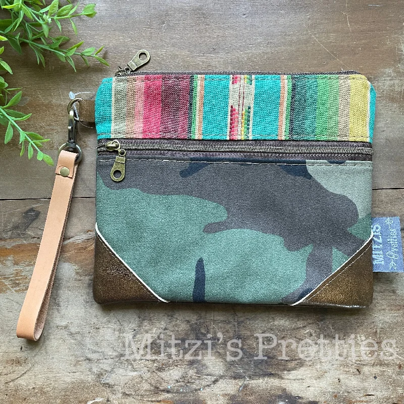 SHIPS TODAY Serape & Camo Double Zipper Wristlet Carry Elegance For Less