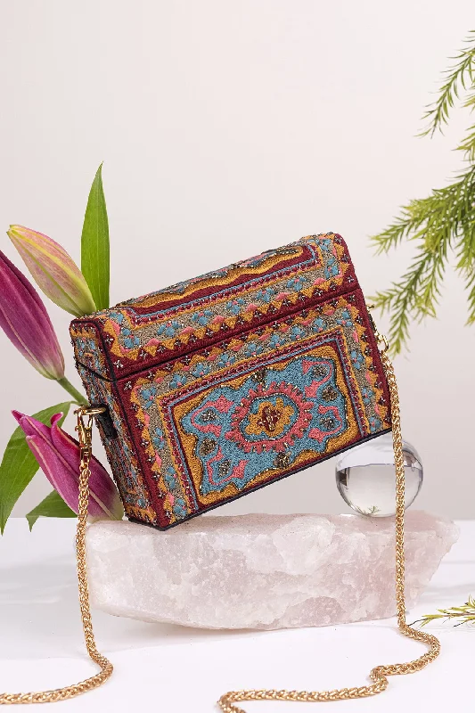 Balsam Embroidered Box Bag