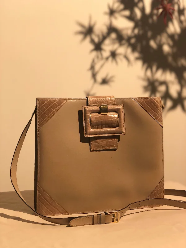 CELINE Crocodile emboss Square Leather Crossbody Shoulderbag Beige Vintage OldCELINE 7tbf3r Luxury Meets Affordability – Shop Stunning Bags Now CELINE Crocodile emboss Square Leather Crossbody Shoulderbag Beige Vintage OldCELINE 7tbf3r Luxury Meets Affordability – Shop Stunning Bags Now