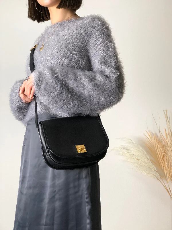 CELINE Gancini Flap Leather Shoulder bag Round bag Black Vintage btrkh7 Trendy Totes, Shop & Save CELINE Gancini Flap Leather Shoulder bag Round bag Black Vintage btrkh7 Trendy Totes, Shop & Save