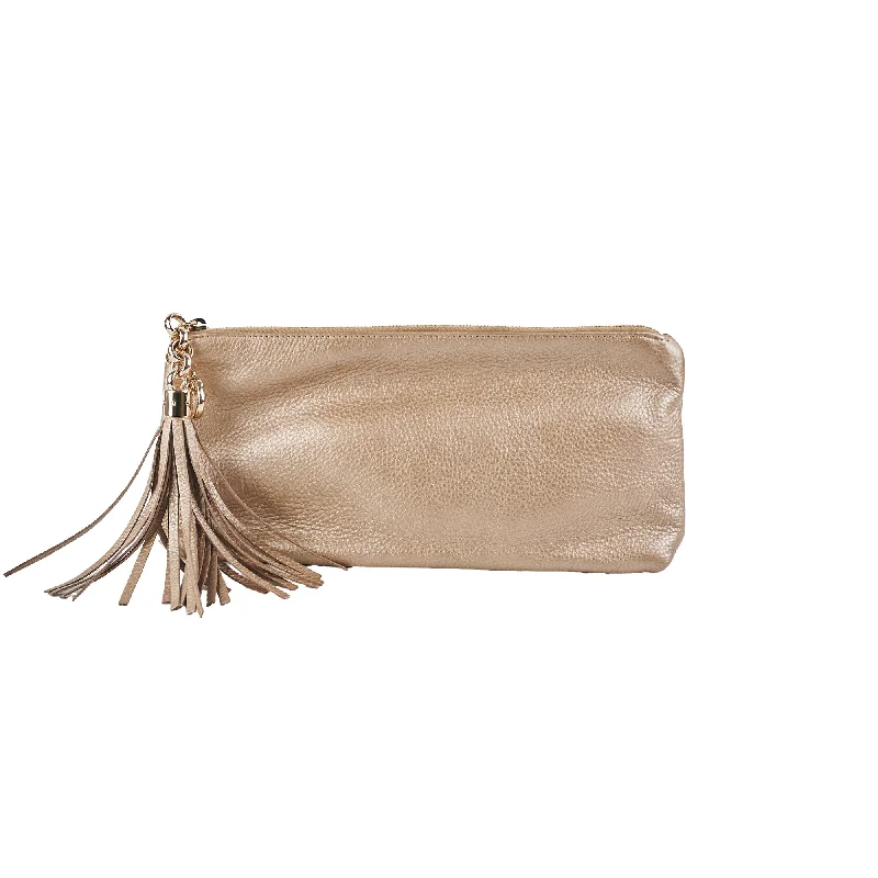 Sporty Fashion Offers Gucci Metallic Gold Clutch Flash Sale On Elegant Bags – Limited Stock Available Sporty Fashion Offers Gucci Metallic Gold Clutch Flash Sale On Elegant Bags – Limited Stock Available
