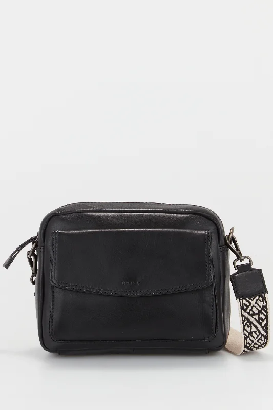 Flash Sale On Premium Bags Pia Leather Crossbody Bag Flash Sale On Elegant Bags – Limited Stock Available Flash Sale On Premium Bags Pia Leather Crossbody Bag Flash Sale On Elegant Bags – Limited Stock Available