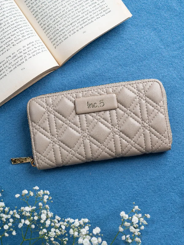 Lightweight And Functional Bags For Travel And Work Women's Beige Textured Bifold Wallet Best Bag Sale Of The Season Lightweight And Functional Bags For Travel And Work Women's Beige Textured Bifold Wallet Best Bag Sale Of The Season
